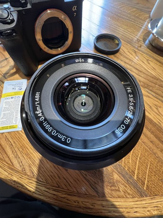 Объектив Sony FE 28-70mm