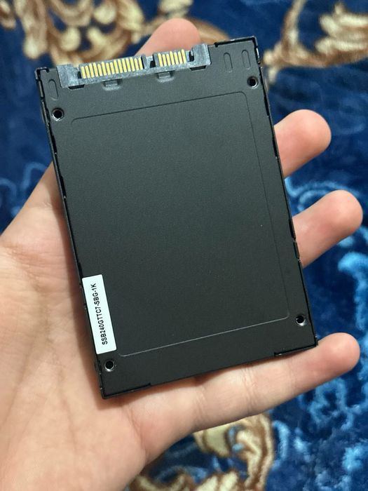 SSD карта 240 GB