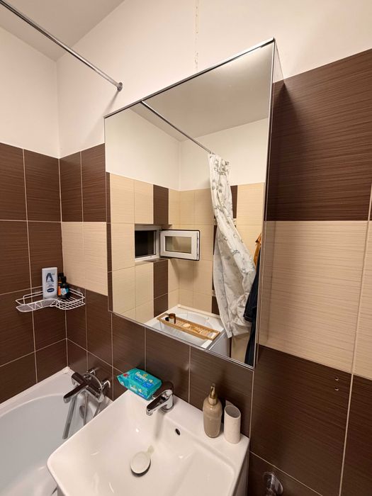 Dulap cu oglinda pentru baie