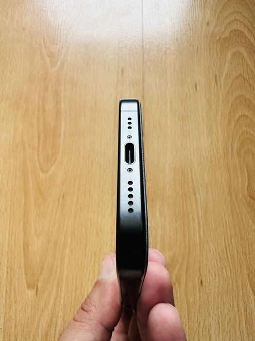 iPhone 16 Pro Перфектен