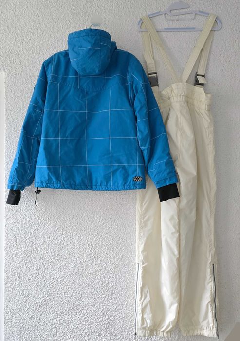 Дамски ски екип размер М-Л