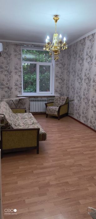 Сдаётся  двух комнатная квартира.