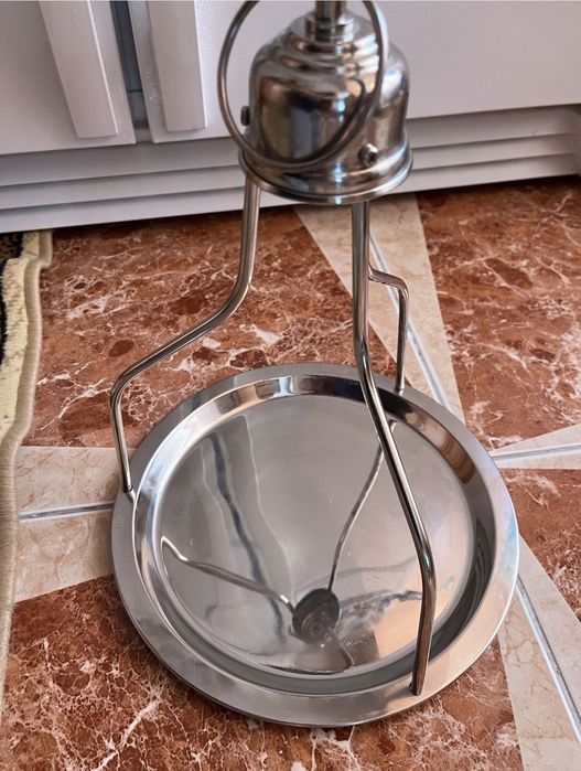 НОВ! Метален поднос