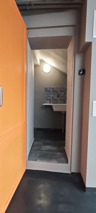 Дава се под наем Магазин в София, Модерно предградие - 50 кв.м за 650 € - Снимка #5