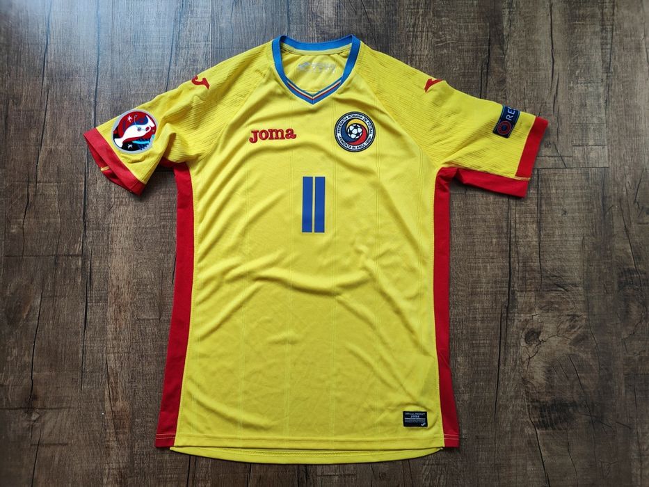 Tricouri de fotbal adulți