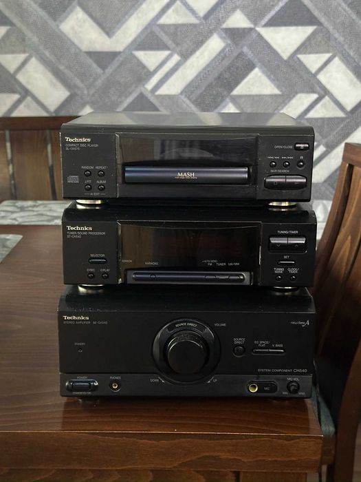Аудио система Technics CH540 със CD плеър SL-CH570 (без тонколони)