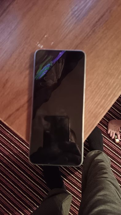 Продам телефон полный комплект