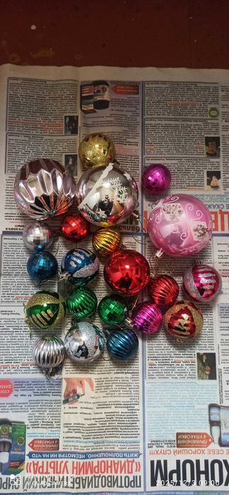 Продам новогодние игрушки .