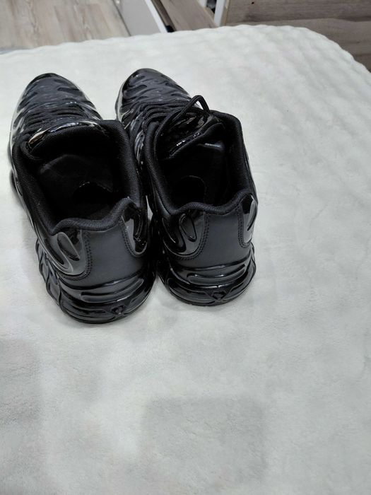 Продавам ги чисто нови