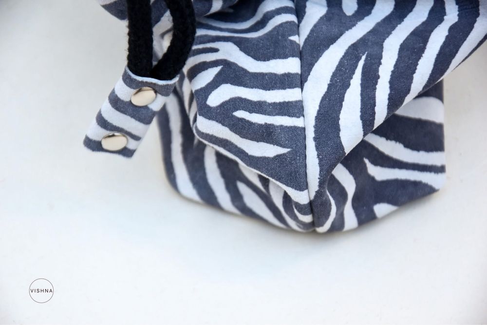 Дамска чанта Handmade  by  V I S H N A