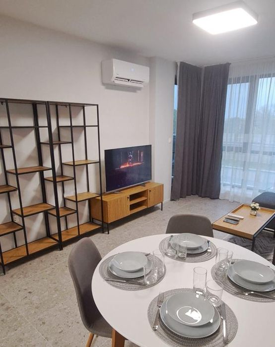 Дава се под наем Двустаен апартамент в Пловдив, Център - 50 кв.м за 600 € - Снимка #2