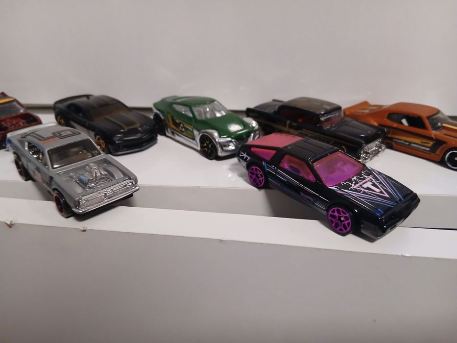 Метални хот уилямс