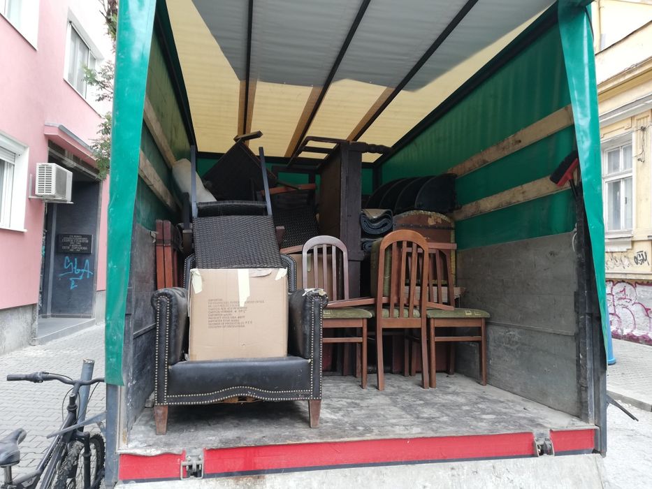 Почистване, извозване на строителни и битови отпадаци