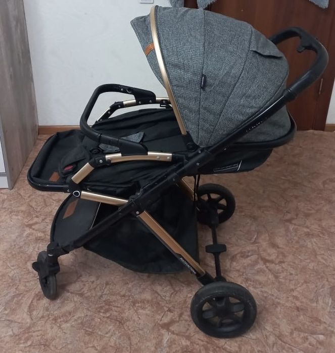 Продам коляску в отличном состоянии