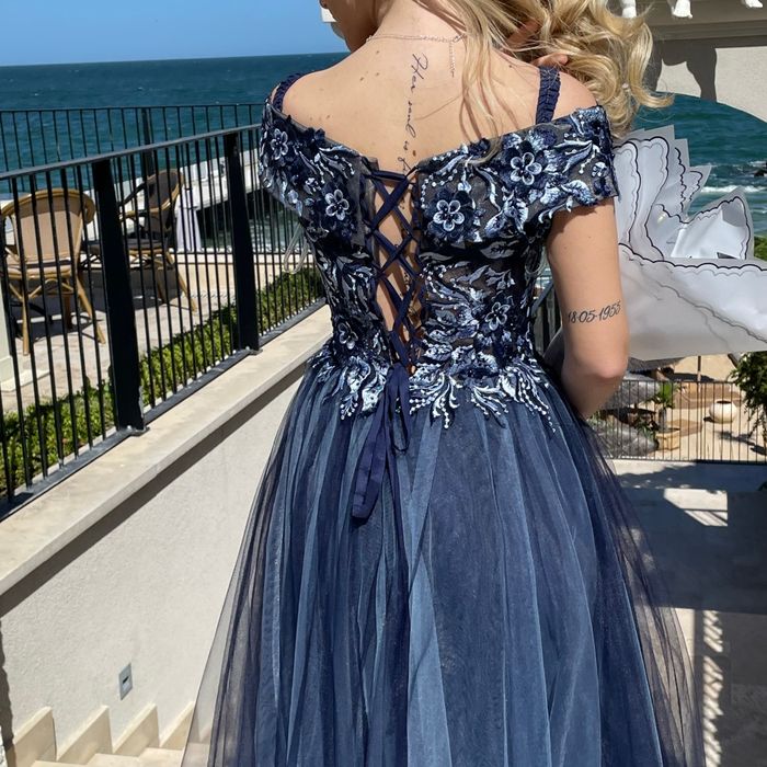 Продавам Бална Рокля