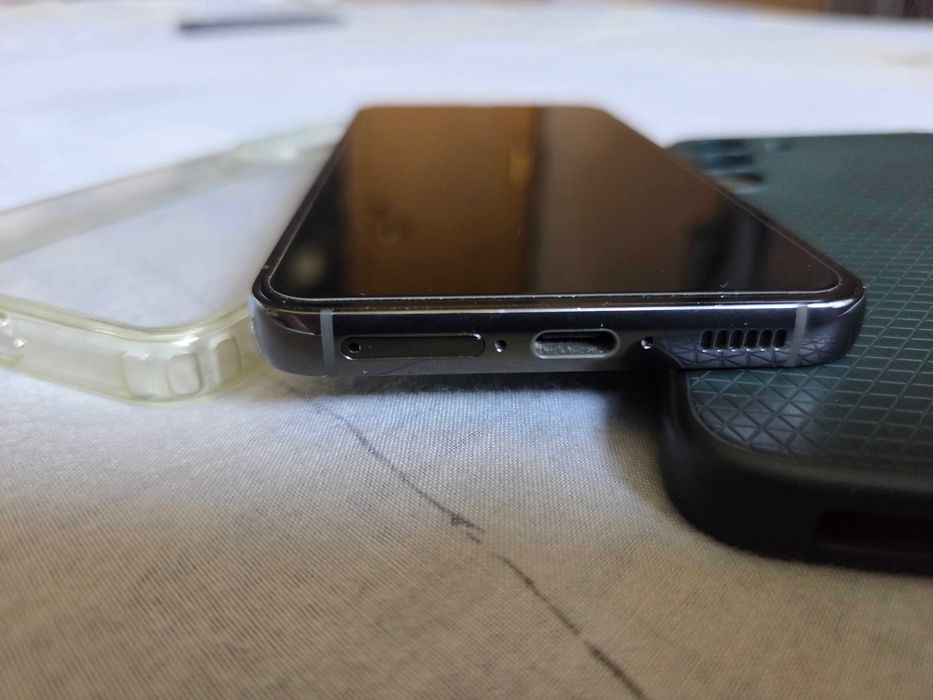 Samsun Galaxy S23 8/256 Перфектен