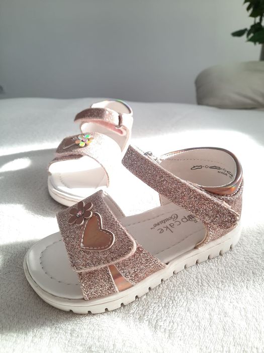 Sandale pentru fete