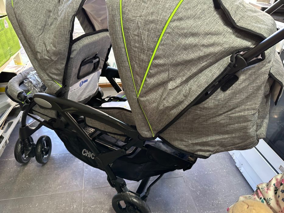 Нова количка за близнаци/ породени бебета