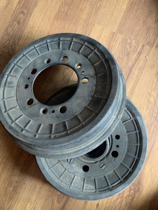 Тормозные барабаны