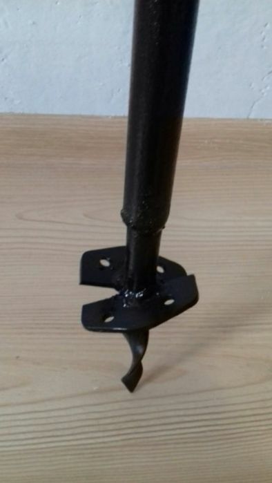 Burghiu manual pentru gropi în pământ reglabil cu discuri 20 cm