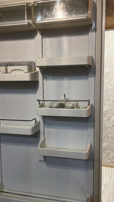 Продам холодильник