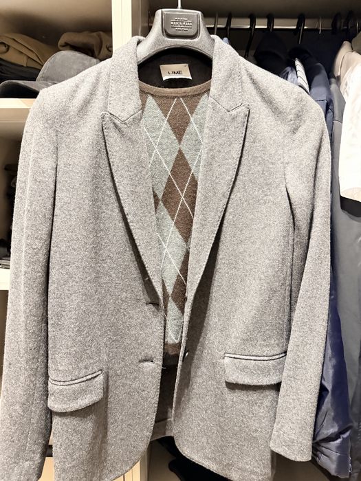 Стильный базовый жакет Lime