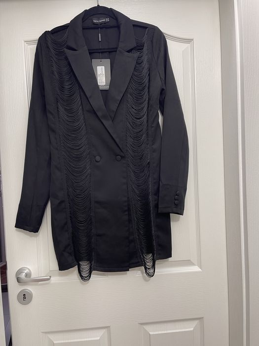 Rochita tip sacou , noua cu eticheta