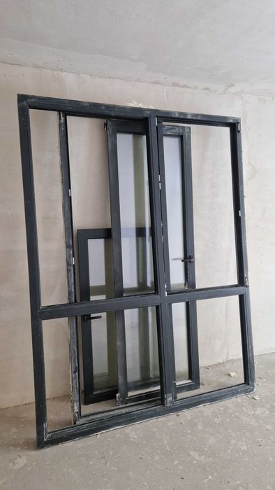 Дограма демонтирана