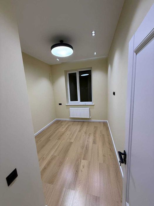 Продам 3-х комнатную в ЖК Дустлик.Шумиловский,ул.Баку,метро 3/4/5