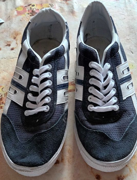 Мъжки обувки голям размер