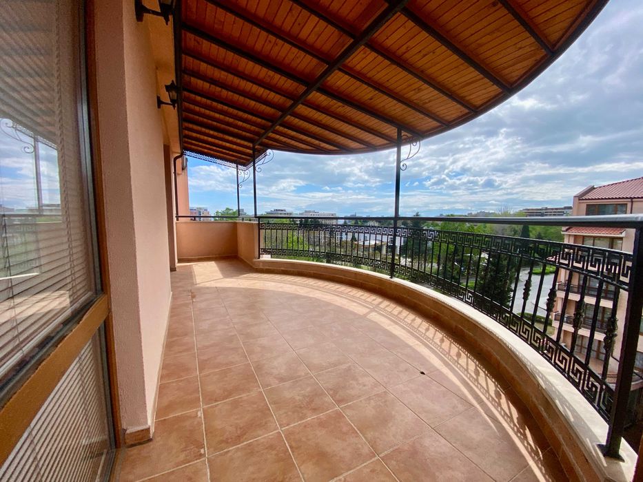 Продава се Двустаен апартамент в к.к. Слънчев бряг - 250 кв.м за 1213 €/кв.м - Снимка #22