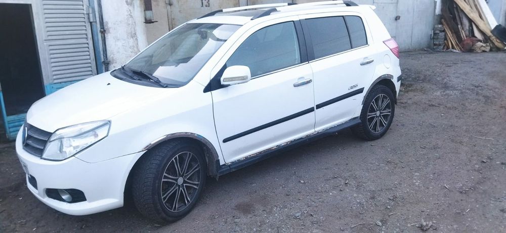 Продам машину Джили