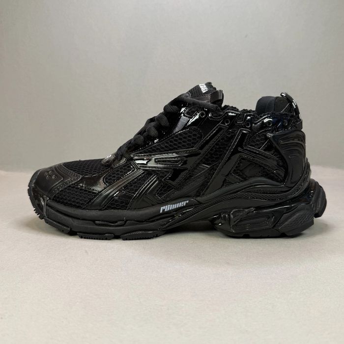 Balenciaga Runner "Triple Black" - НОВА НАЛИЧНОСТ!