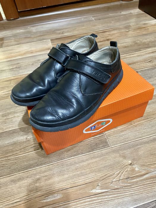 Продам костюм тройку