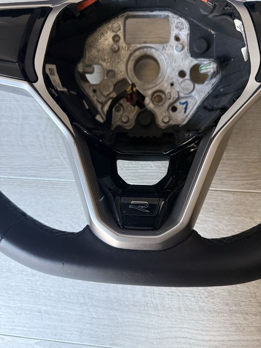 Волан VW Passat B8.5 facelift Golf 8 Tiguan T-Roc Пасат Голф