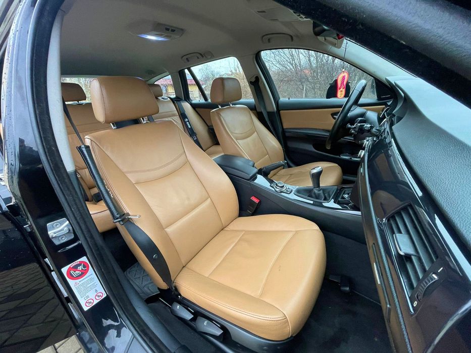 Dezmembrez bmw e91 2.0i