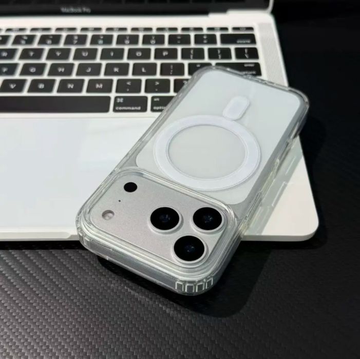чехлы на iPhone 17 pro