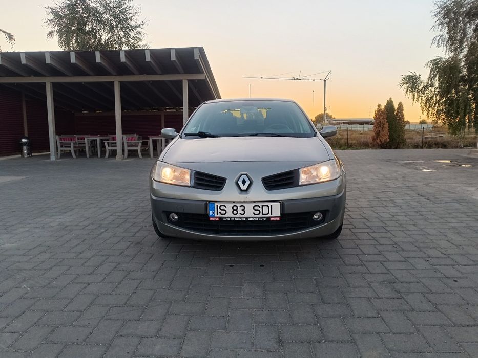Renault Megane 2 Sedan 1.6 16V, 2007, 156.000 km, Climatronic, 2 seturi roți