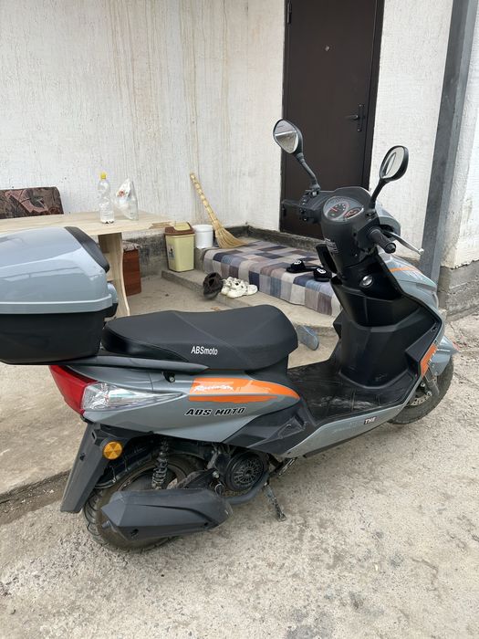 Мопед М8 серый цвет