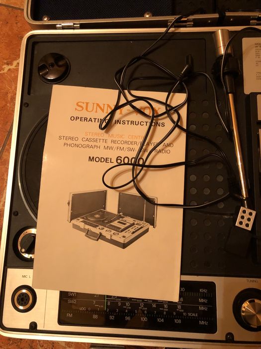 Combina muzicala geanta SunnyVox6000