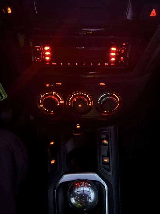 В продаже пежо 301