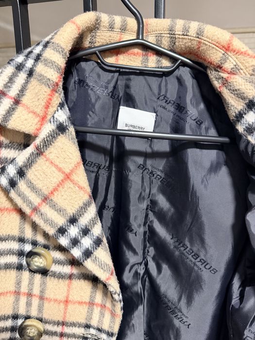 Уникално палто за момиче