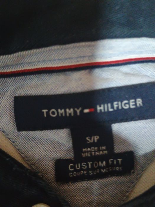 Tricou polo Tommy Hilfiger alb cu guler
