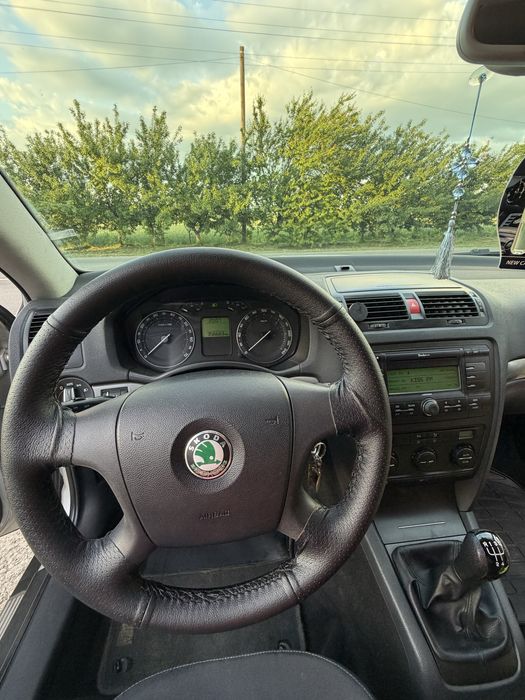 SKODA Octavia 2005 — imagine 4