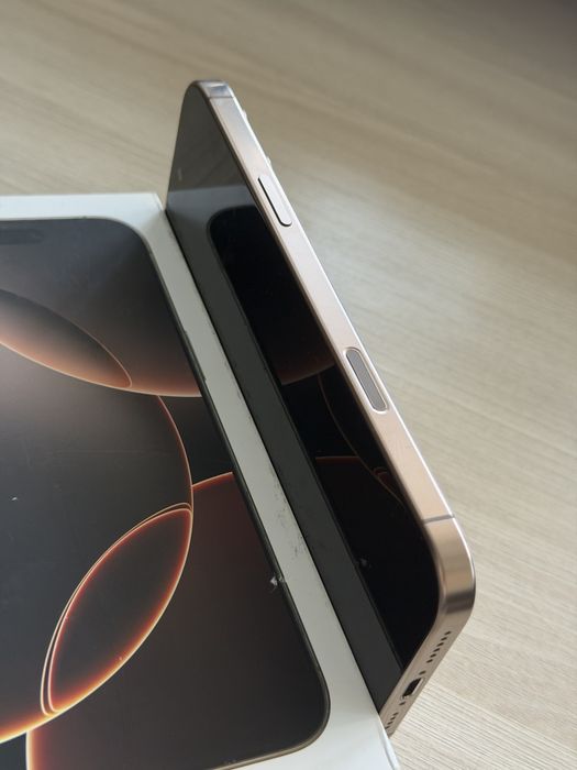iPhone 16 pro max