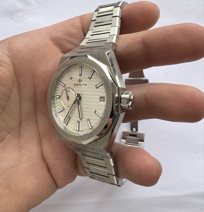 Часовник Zenith skyline