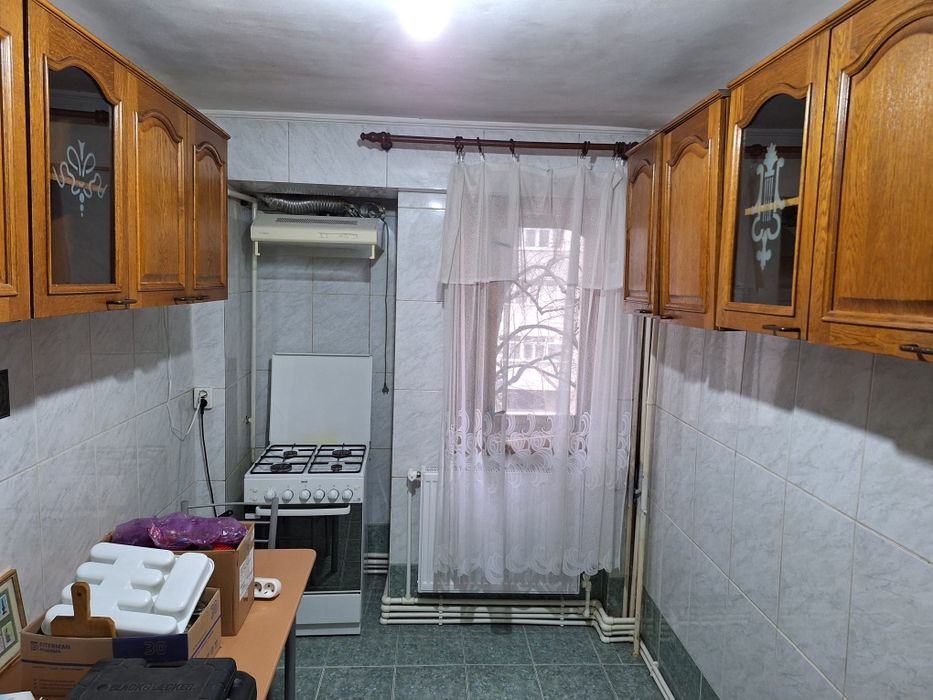 Focsani - Apartament 3 camere, 65 mp, zona centrala