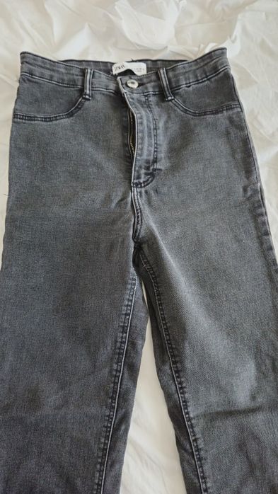 Blugi skinny gri inchis