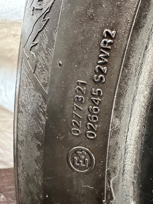 Anvelope Iarna HANKOOK Winter I cept Evo2 SUV 255/50 R19 107 M+S