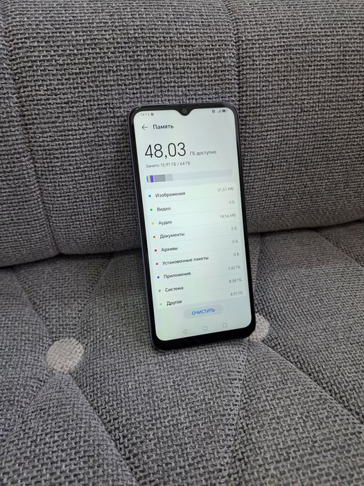 Сотилади Honor X6 память 64gb ишлаши зор